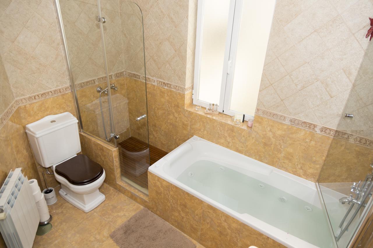 Oshun Puerta Del Sol Deluxe Apartment Madrid Exterior photo